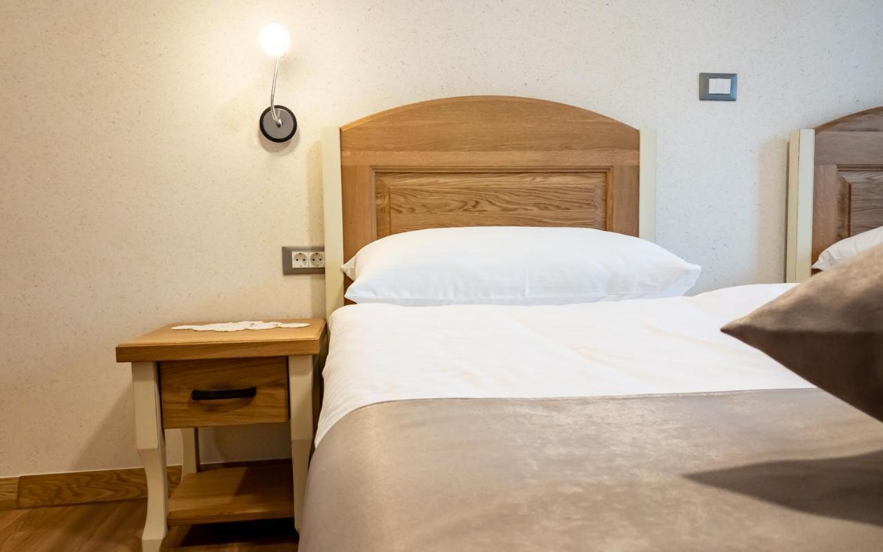 קמניק Guest House Pri Cesarju חדר תמונה